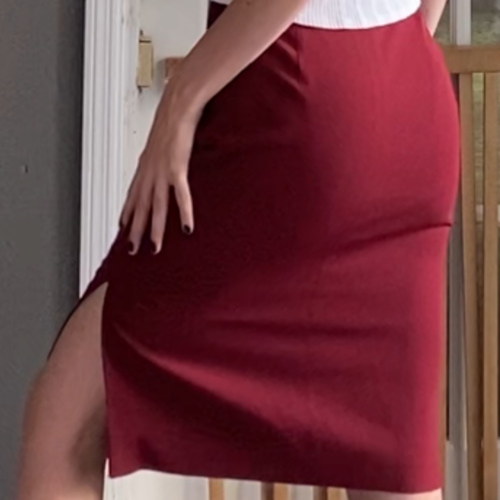 Jones New York size 4 pencil skirt